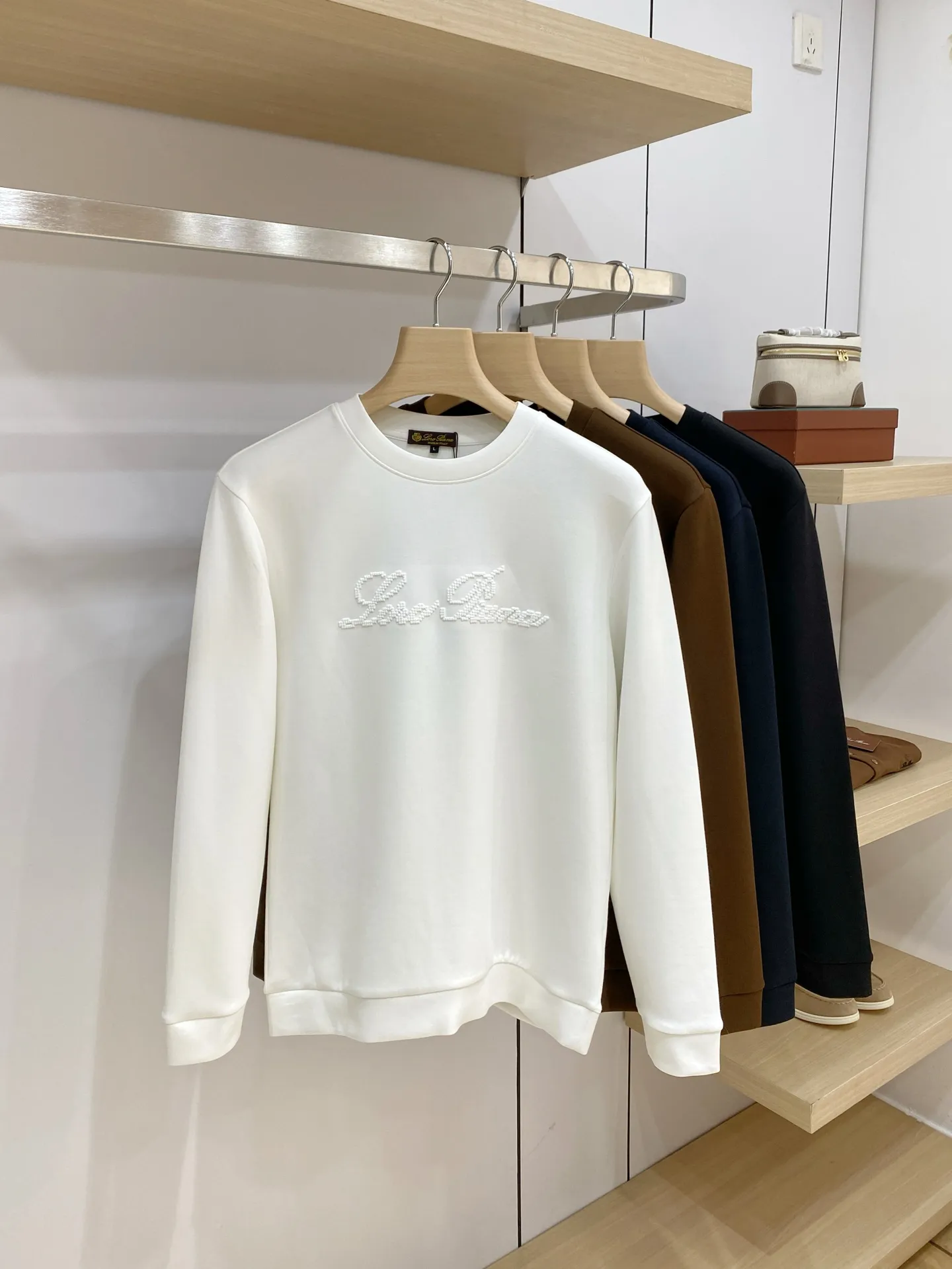 Lp early autumn New Arrival top version New Arrival air layer sweatshirt exclusive sale! Original replica, exclusive design, super craftsmanship! Extremely luxurious! The pattern is awesome! Size M-4xl